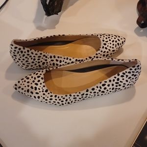 Vionic womens quartz Lena pointed ballet flat size 6.5 white black